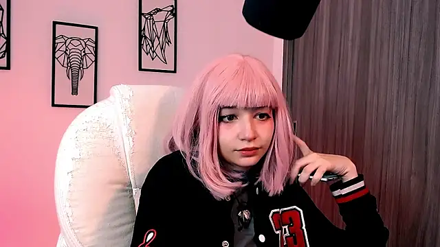 EmuOtori online show from October 9, 2025, 11:44 am