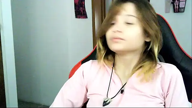 EmuOtori online show from February 1, 2026, 12:14 pm