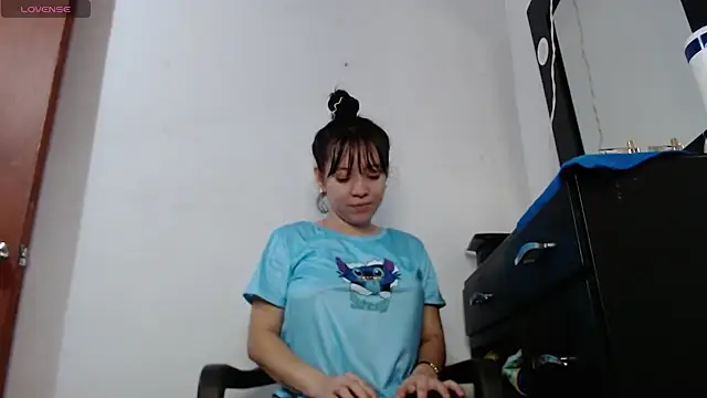 Damara Rolands- online show from October 14, 2025, 3:23 pm