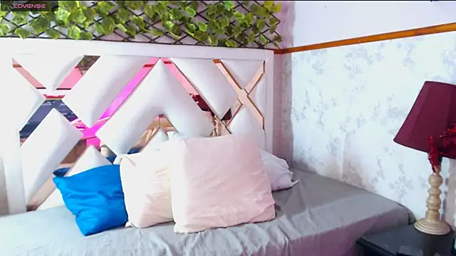 Alex Millerss online show from November 26, 2025, 10:43 pm