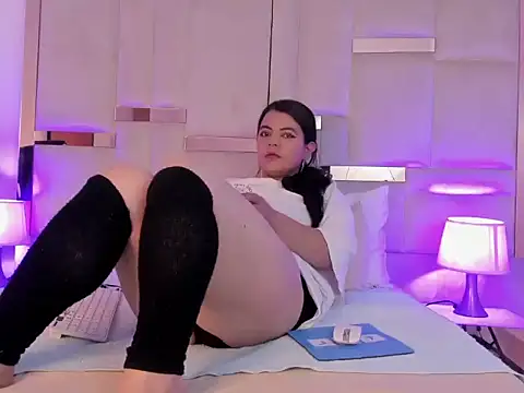 Snapshot of DayanaNaughty chatting on October 31, 2025, 3:47 am DayanaNaughty online show from October 31, 2025, 3:47 am