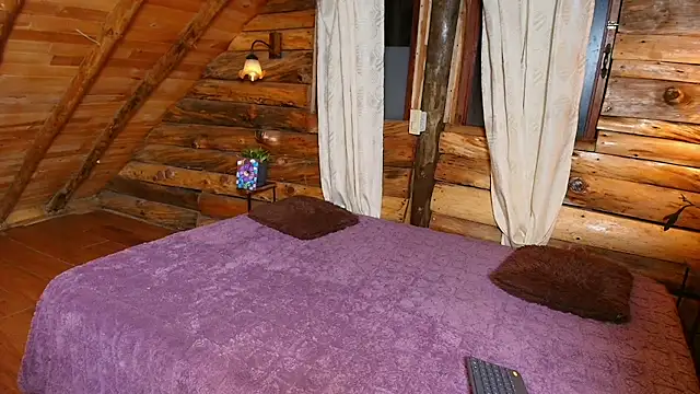 Nordikandclem  online show from February 19, 2026, 1:13 am