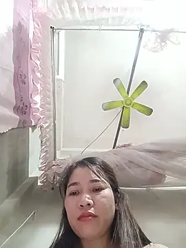 Snapshot of ladzy_sexy chatting on June 23, 2026, 7:45 pm ladzy sexy online show from June 23, 2026, 7:45 pm