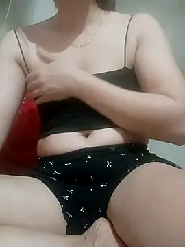 ladzy sexy online show from February 28, 2026, 8:19 pm