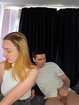 Snapshot of Sweet_Little_Lie chatting on October 22, 2025, 1:49 am Sweet Little Lie online show from October 22, 2025, 1:49 am