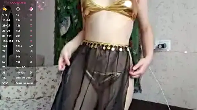 MiaLovelyOne online show from April 3, 2026, 8:21 am