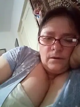 MilaCold5443 online show from December 4, 2025, 6:23 am