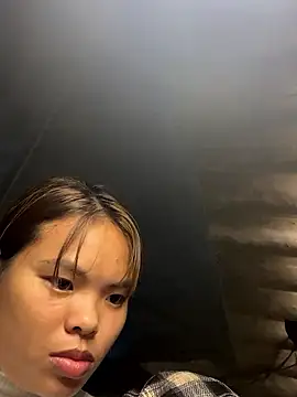 Snapshot of hello-cute chatting on January 12, 2026, 5:47 am hello-cute online show from January 12, 2026, 5:47 am