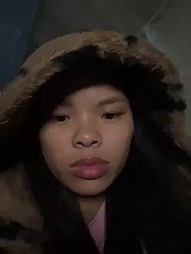 Snapshot of hello-cute chatting on November 27, 2025, 1:44 pm hello-cute online show from November 27, 2025, 1:44 pm