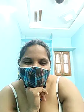 kajal-kajal1 online show from October 22, 2025, 6:35 am