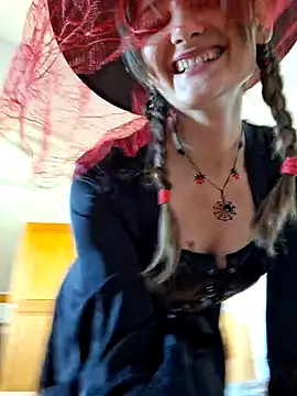 Nika aa online show from October 20, 2025, 1:55 pm