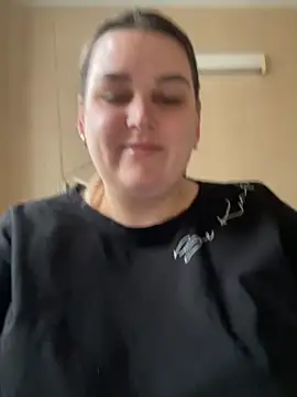 Snapshot of Vita6777 chatting on November 25, 2025, 6:25 am Vita6777 online show from November 25, 2025, 6:25 am