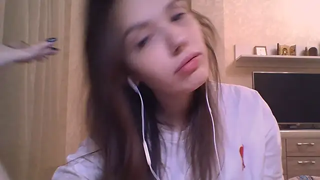 CeyaLier online show from November 23, 2025, 5:12 pm