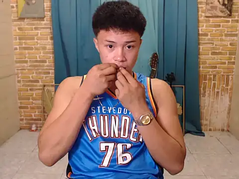 Snapshot of ur_naughtyboy_patrick chatting on October 10, 2025, 1:56 pm ur naughtyboy patrick online show from October 10, 2025, 1:56 pm