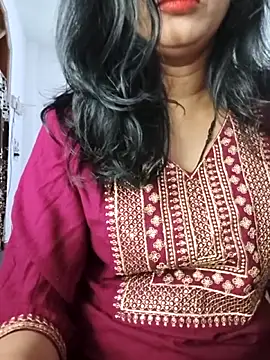 Snapshot of Janu-hasena chatting on June 2, 2026, 10:54 pm Janu-hasena online show from June 2, 2026, 10:54 pm