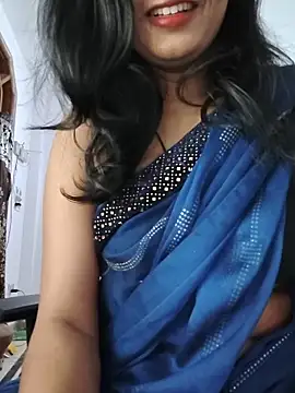 Snapshot of Janu-hasena chatting on May 25, 2026, 6:17 pm Janu-hasena online show from May 25, 2026, 6:17 pm