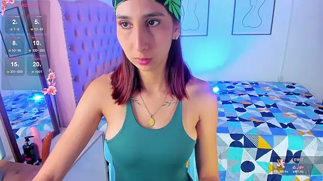 Laaura-Velez online show from April 23, 2026, 12:29 pm