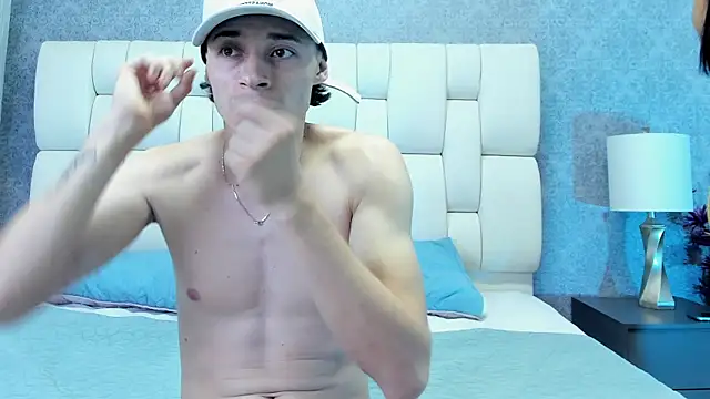 Snapshot of nicollandjhon chatting on November 28, 2025, 2:45 am nicollandjhon online show from November 28, 2025, 2:45 am