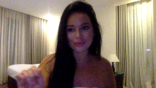 Fayronna online show from February 6, 2026, 2:57 pm