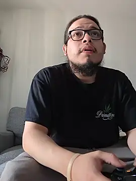 Snapshot of Lifewithcno chatting on April 3, 2026, 8:04 pm Lifewithcno online show from April 3, 2026, 8:04 pm