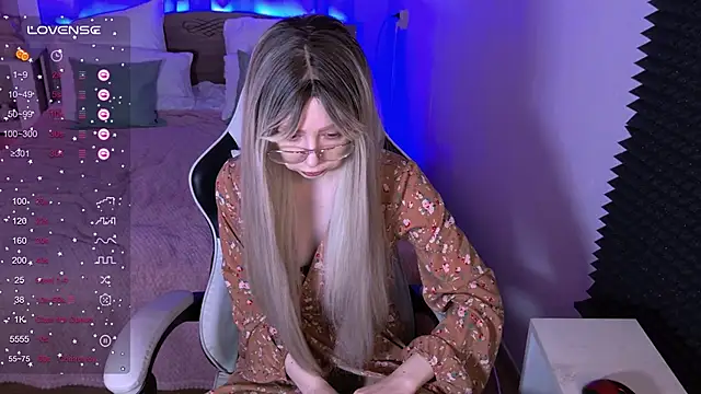 sofiisun online show from February 6, 2026, 2:07 am