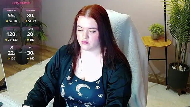 IvorySnowW online show from November 4, 2025, 11:03 am