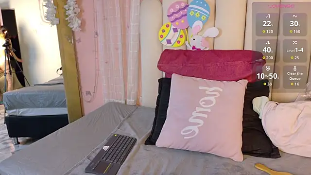 Snapshot of SweetRenata_ chatting on July 10, 2026, 11:43 am SweetRenata online show from July 10, 2026, 11:43 am