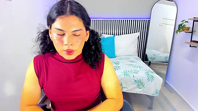 Little Alli online show from October 19, 2025, 8:33 pm