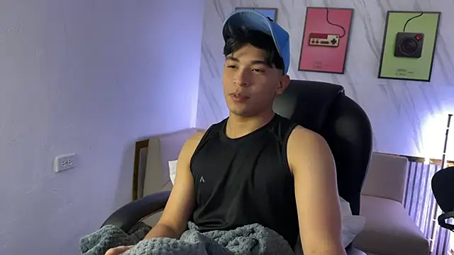 Snapshot of David_Nova chatting on January 5, 2026, 11:30 pm David Nova online show from January 5, 2026, 11:30 pm