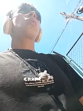 Snapshot of _DAEMON_666 chatting on October 25, 2025, 5:35 pm DAEMON 666 online show from October 25, 2025, 5:35 pm