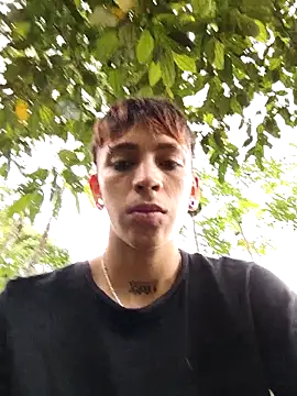 Snapshot of _DAEMON_666 chatting on November 29, 2025, 5:57 pm DAEMON 666 online show from November 29, 2025, 5:57 pm