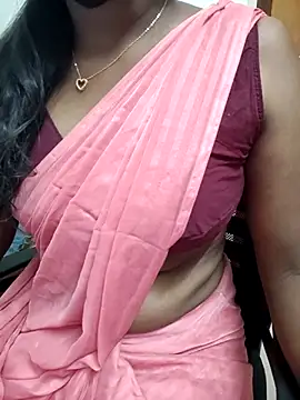 Tamilmallu-duskygirl03 online show from April 26, 2026, 1:19 pm