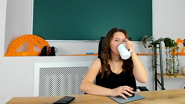 AnnaJonson online show from November 2, 2025, 3:11 am