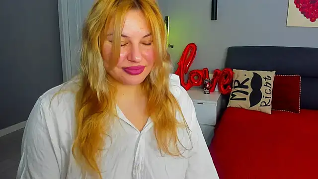 Passion-Blondy online show from February 18, 2026, 9:00 pm