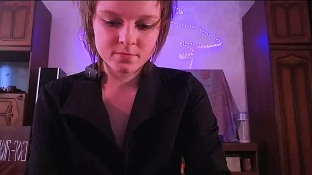 Snapshot of liquid0fluid0 chatting on March 9, 2026, 2:20 pm liquid0fluid0 online show from March 9, 2026, 2:20 pm