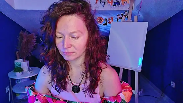 AuroraBorealis   online show from October 20, 2025, 6:48 am