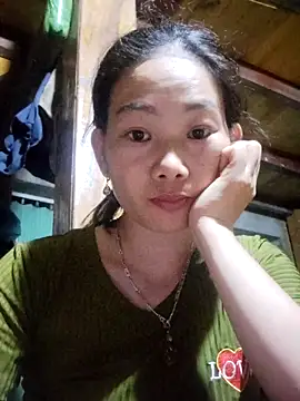 Snapshot of gio-thu chatting on June 18, 2026, 12:21 pm gio-thu online show from June 18, 2026, 12:21 pm