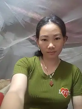 Snapshot of gio-thu chatting on June 23, 2026, 4:27 pm gio-thu online show from June 23, 2026, 4:27 pm