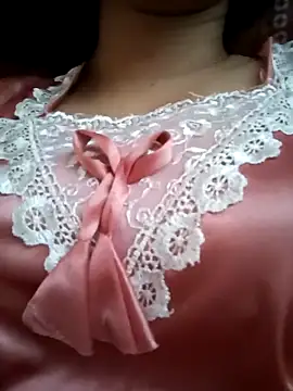 lovelypriya  online show from November 13, 2025, 8:40 am