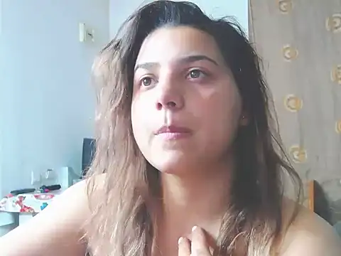 MadisonCharm online show from April 14, 2026, 10:15 pm