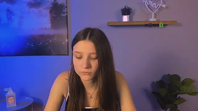 dana sweet   online show from December 1, 2025, 7:48 pm