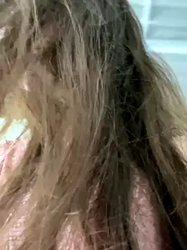 Snapshot of casalskunk chatting on November 3, 2025, 12:42 pm casalskunk online show from November 3, 2025, 12:42 pm