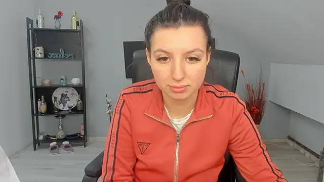 BettyJamess online show from January 16, 2026, 6:39 am