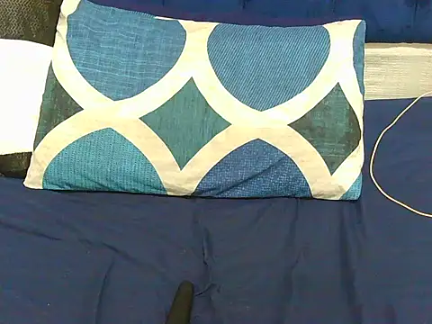 Bootyclit87xx online show from March 14, 2026, 4:13 pm