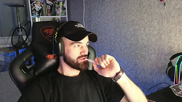 Nik Namee online show from December 21, 2025, 4:47 am