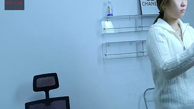 sexyboy-lele online show from October 16, 2025, 12:13 pm