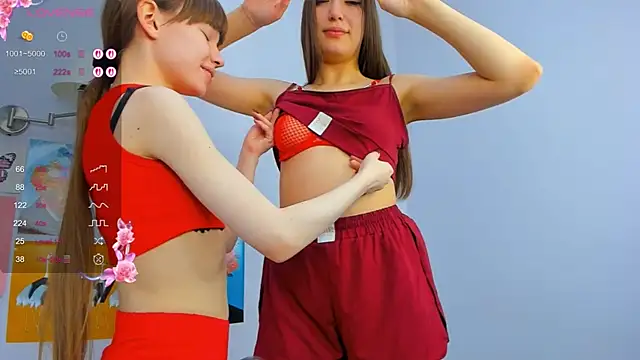 PearlMystic online show from October 31, 2025, 5:37 am