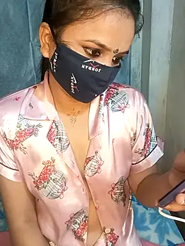 Snapshot of CUTE-567 chatting on November 11, 2025, 9:42 pm CUTE-567 online show from November 11, 2025, 9:42 pm