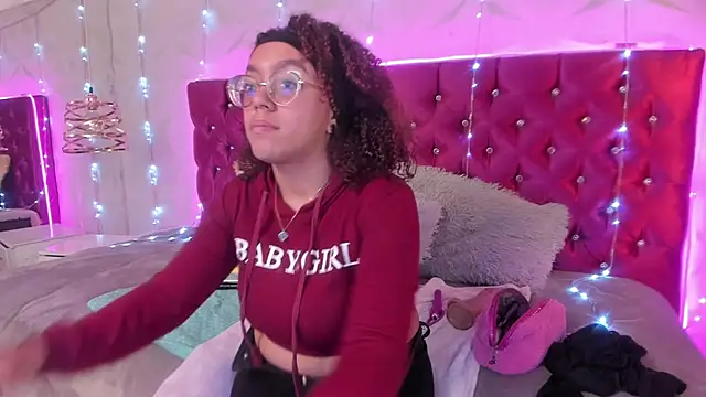 Miamiller 22 online show from January 5, 2026, 7:17 pm