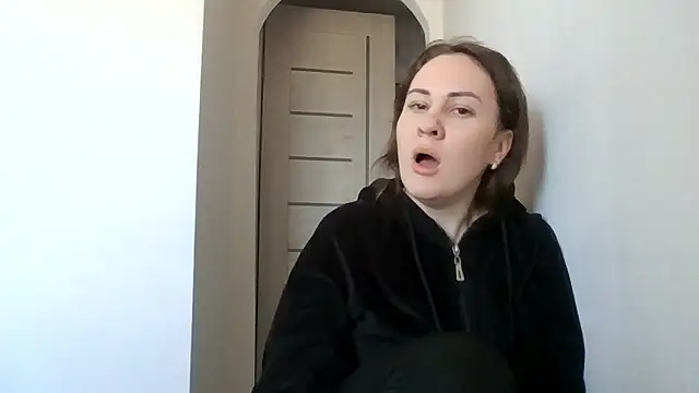 MeadowEyes online show from April 22, 2026, 8:10 am